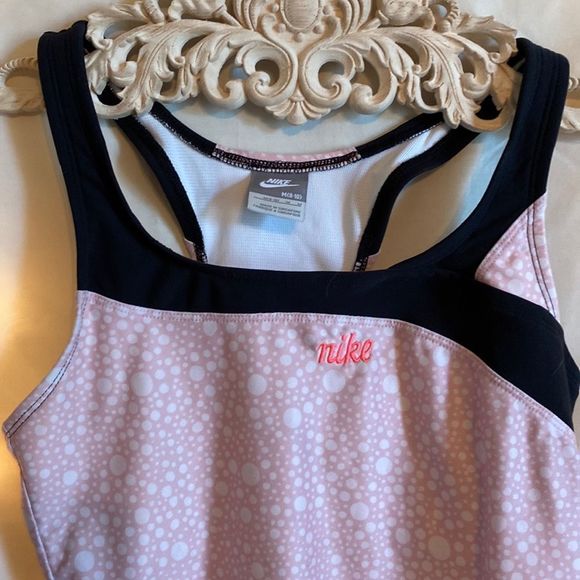 Nike Tops - Nike activewear tank top